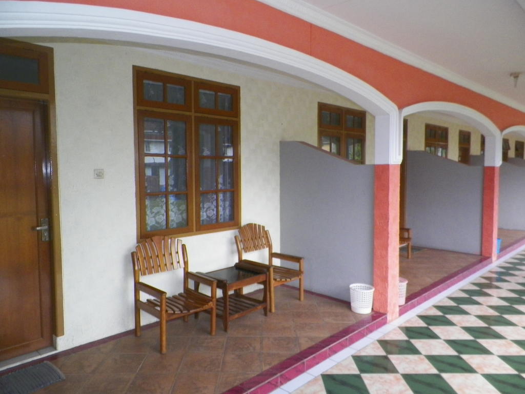 Hotel Puspa Sari Redpartner Ciater Szoba fotó