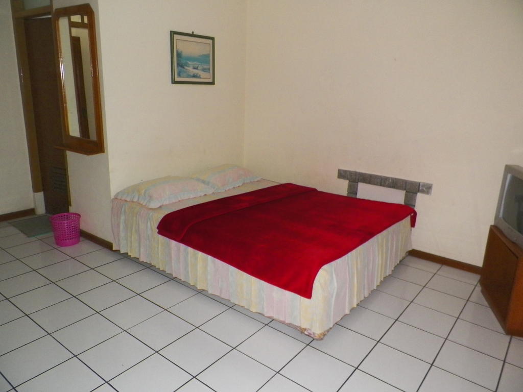 Hotel Puspa Sari Redpartner Ciater Szoba fotó